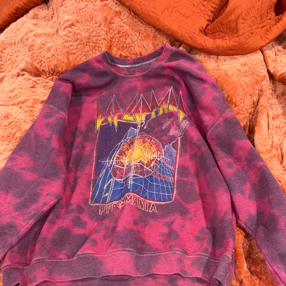 Pink and Purple Graphic Sweatshirt